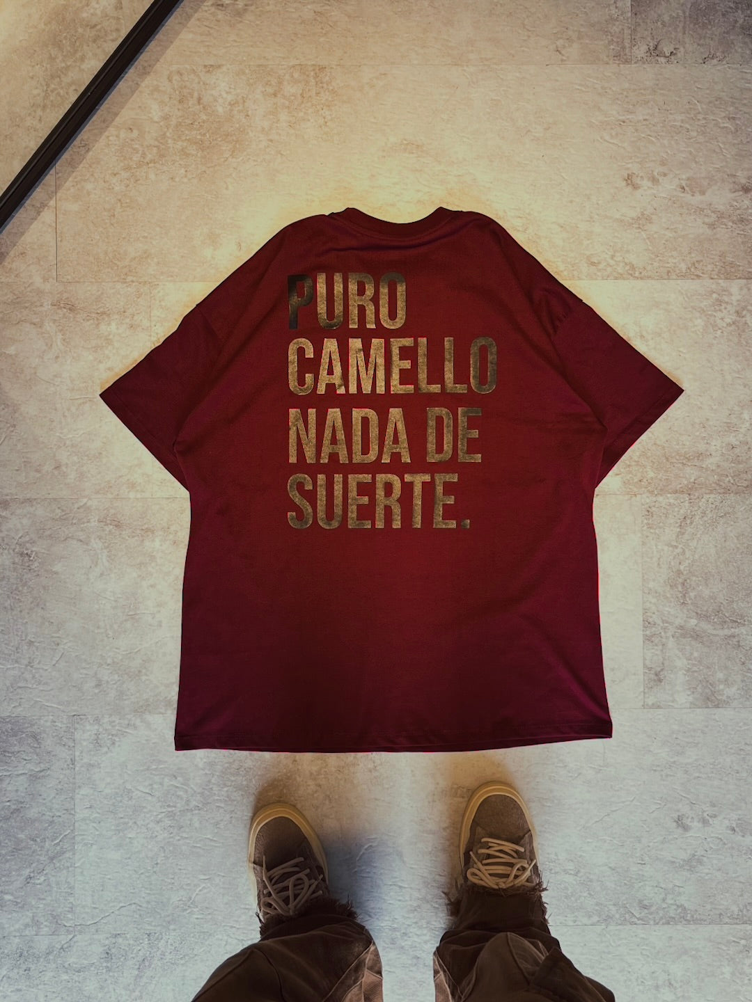 "PURO CAMELLO" OVERSIZE T-SHIRT.