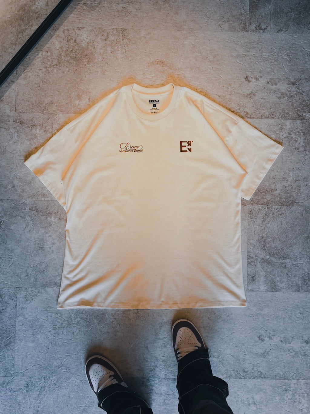 CULTURA URBANA OVERSIZE T-SHIRT.