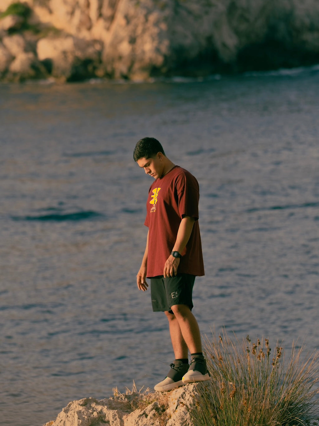 "SIMETRÍA" OVERSIZE T-SHIRT.